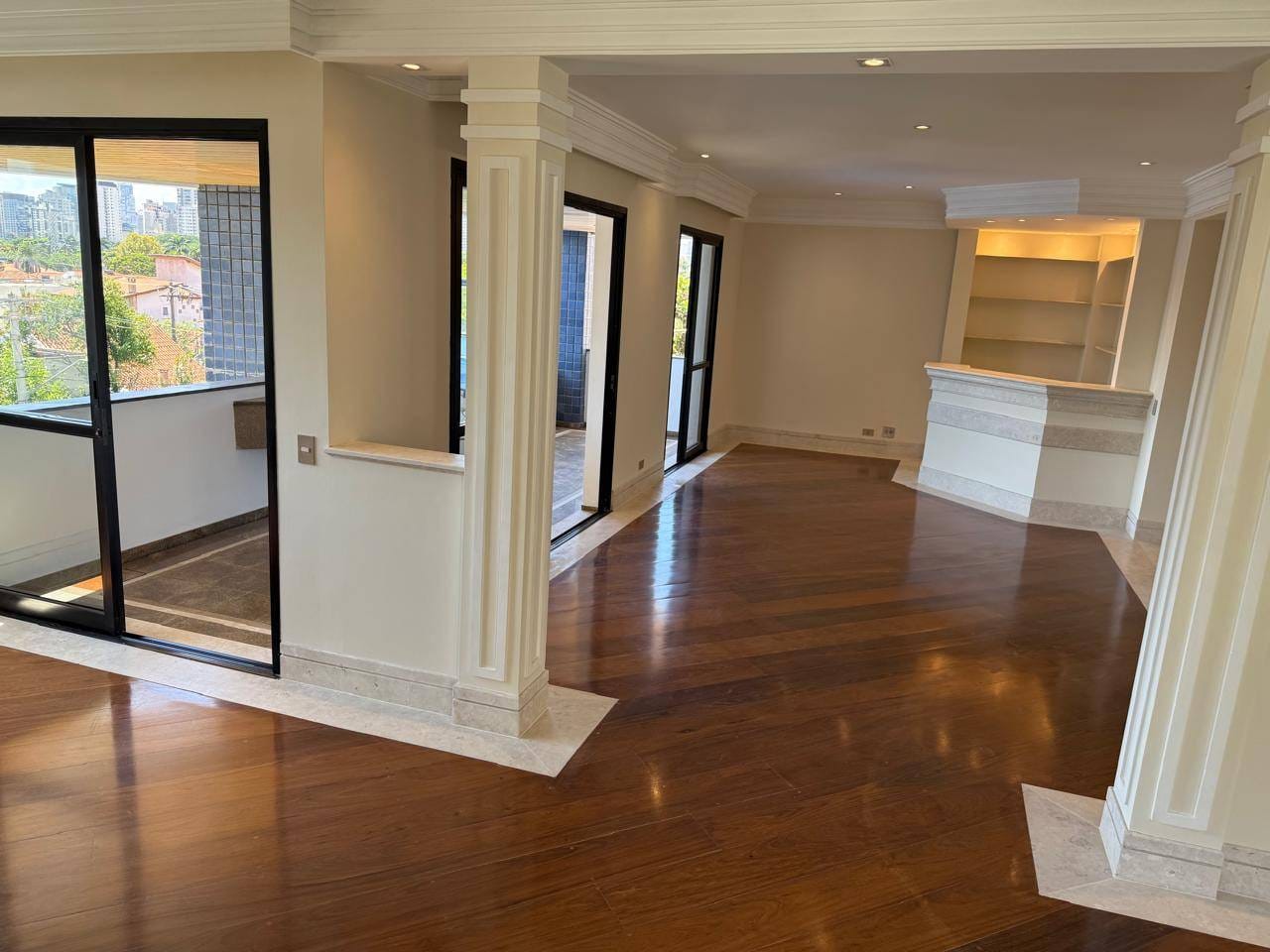 Apartamento, 3 quartos, 216 m² - Foto 11