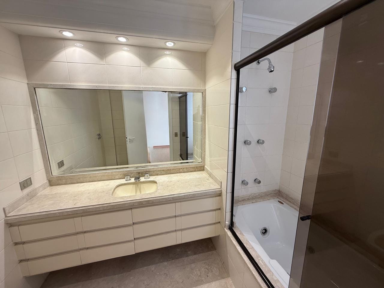 Apartamento, 3 quartos, 216 m² - Foto 34