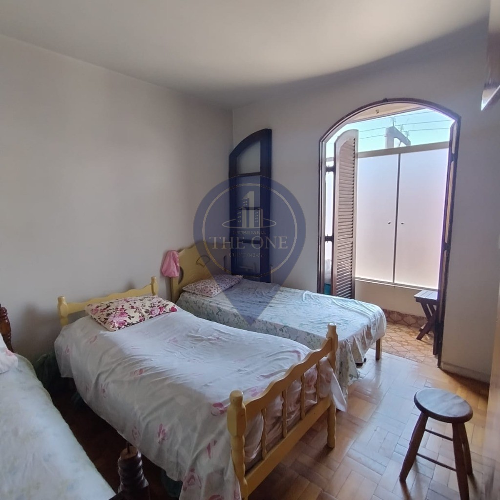 Casa, 4 quartos, 210 m² - Foto 9