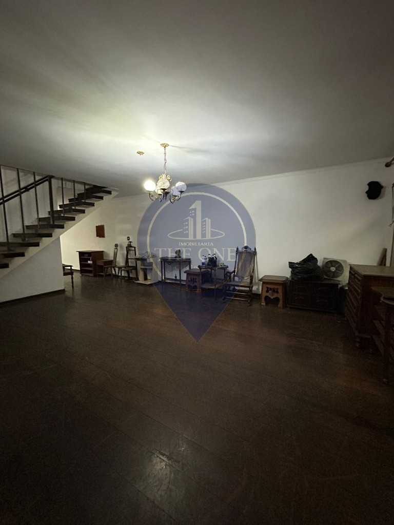 Casa para alugar com 4 quartos, 260m² - Foto 6