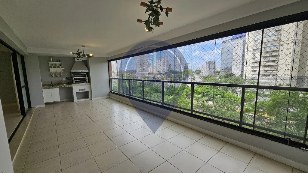 Apartamento, 3 quartos, 210 m² - Foto 1