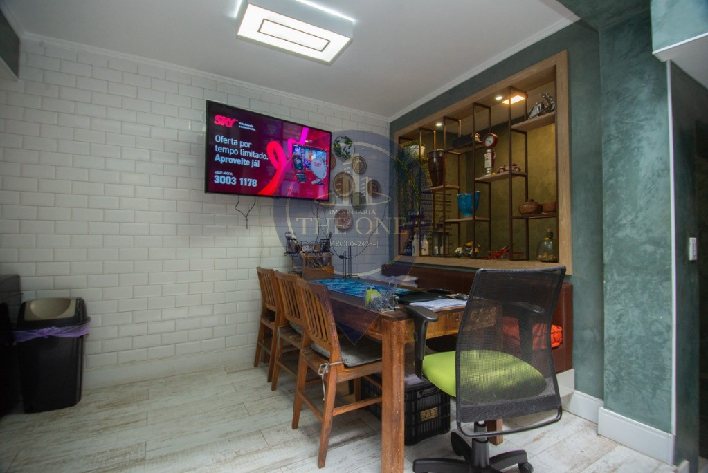 Casa, 4 quartos, 250 m² - Foto 35