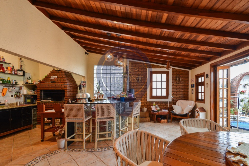 Casa, 3 quartos, 300 m² - Foto 8