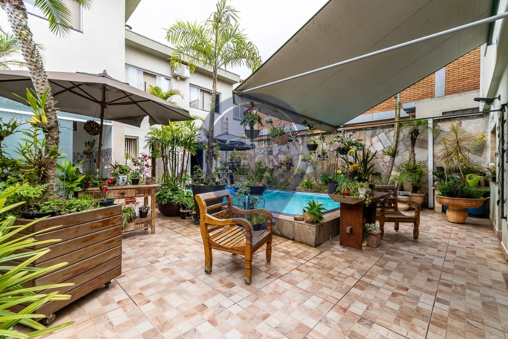 Casa, 4 quartos, 267 m² - Foto 47