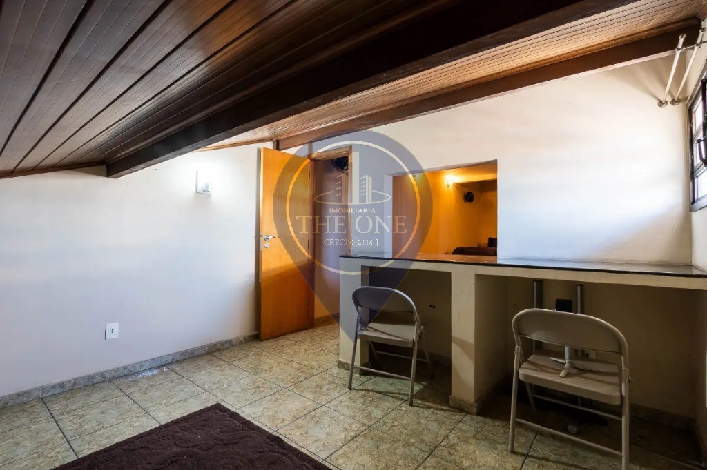 Casa, 3 quartos, 242 m² - Foto 10