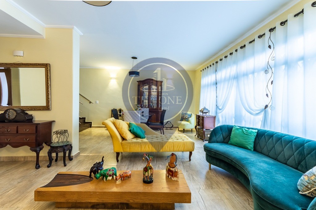 Casa, 4 quartos, 267 m² - Foto 1