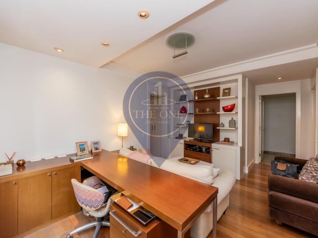 Apartamento, 3 quartos, 243 m² - Foto 37