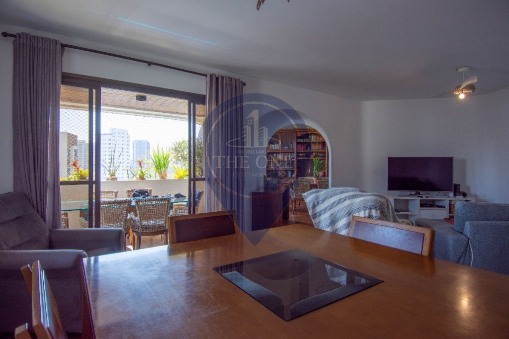 Apartamento, 4 quartos, 209 m² - Foto 1