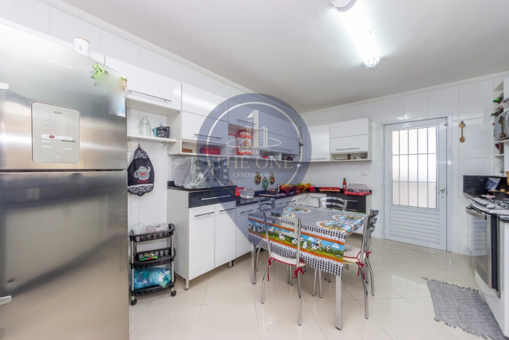 Casa, 3 quartos, 200 m² - Foto 12