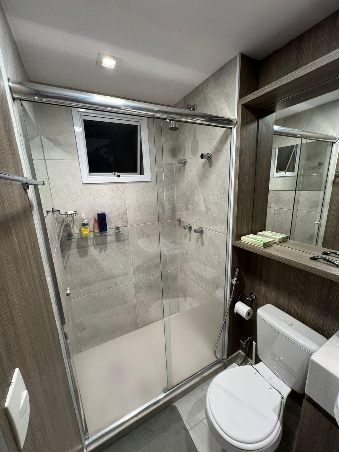 Apartamento à venda com 2 quartos, 72m² - Foto 3
