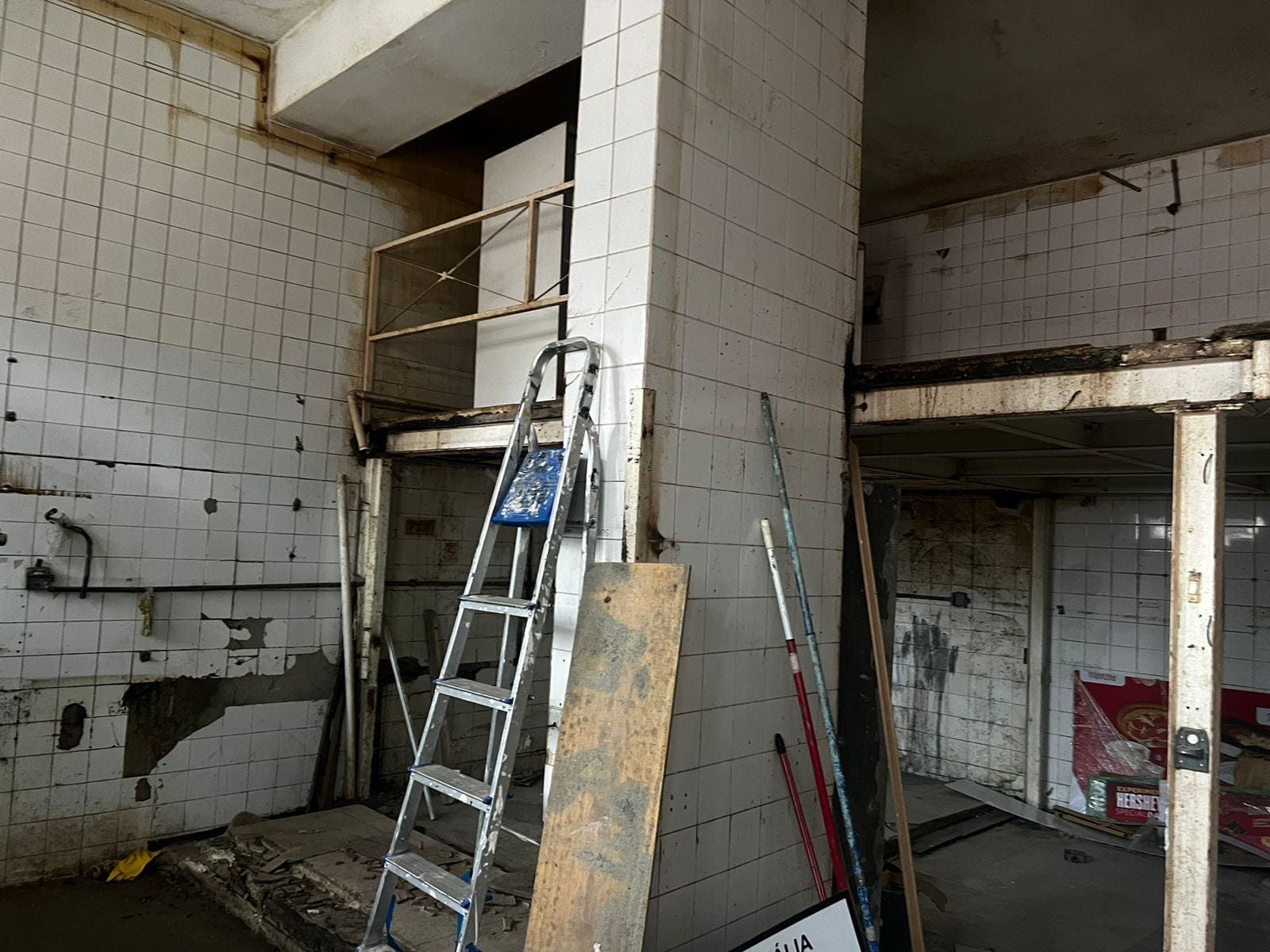 Sala-Conjunto, 213 m² - Foto 18