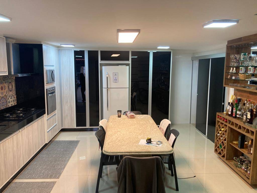 Casa, 4 quartos, 320 m² - Foto 4
