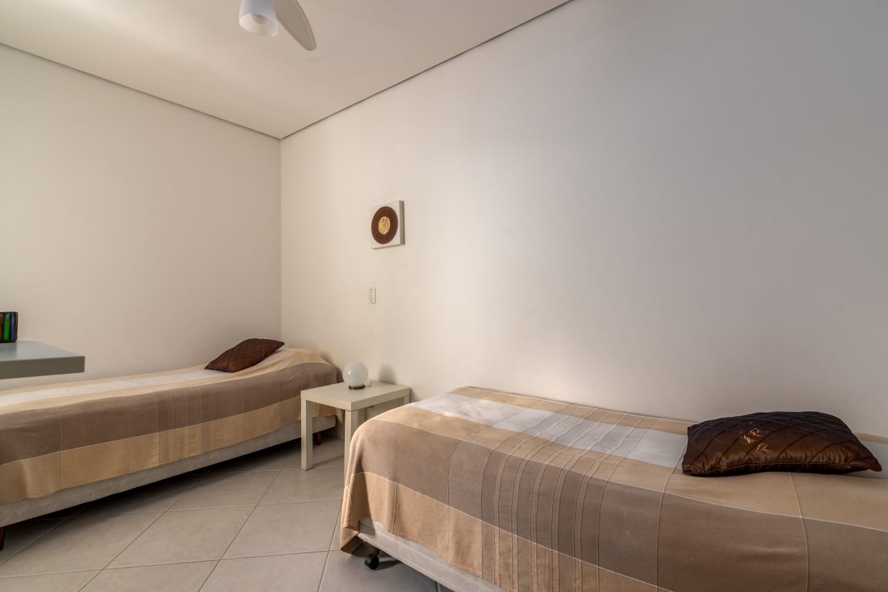 Casa, 10 quartos, 1411 m² - Foto 3