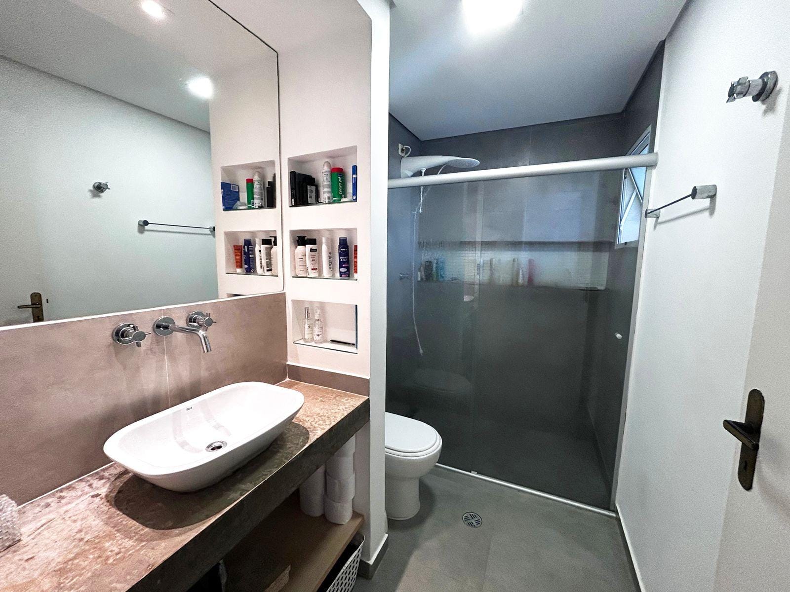 Apartamento, 3 quartos, 138 m² - Foto 1