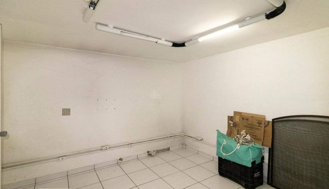 Casa, 1 quarto, 215 m² - Foto 11