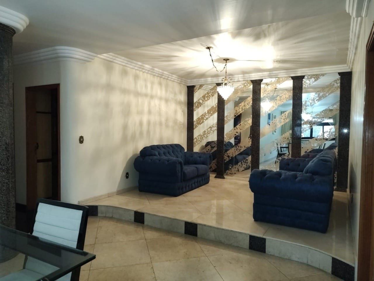 Casa, 5 quartos, 450 m² - Foto 1