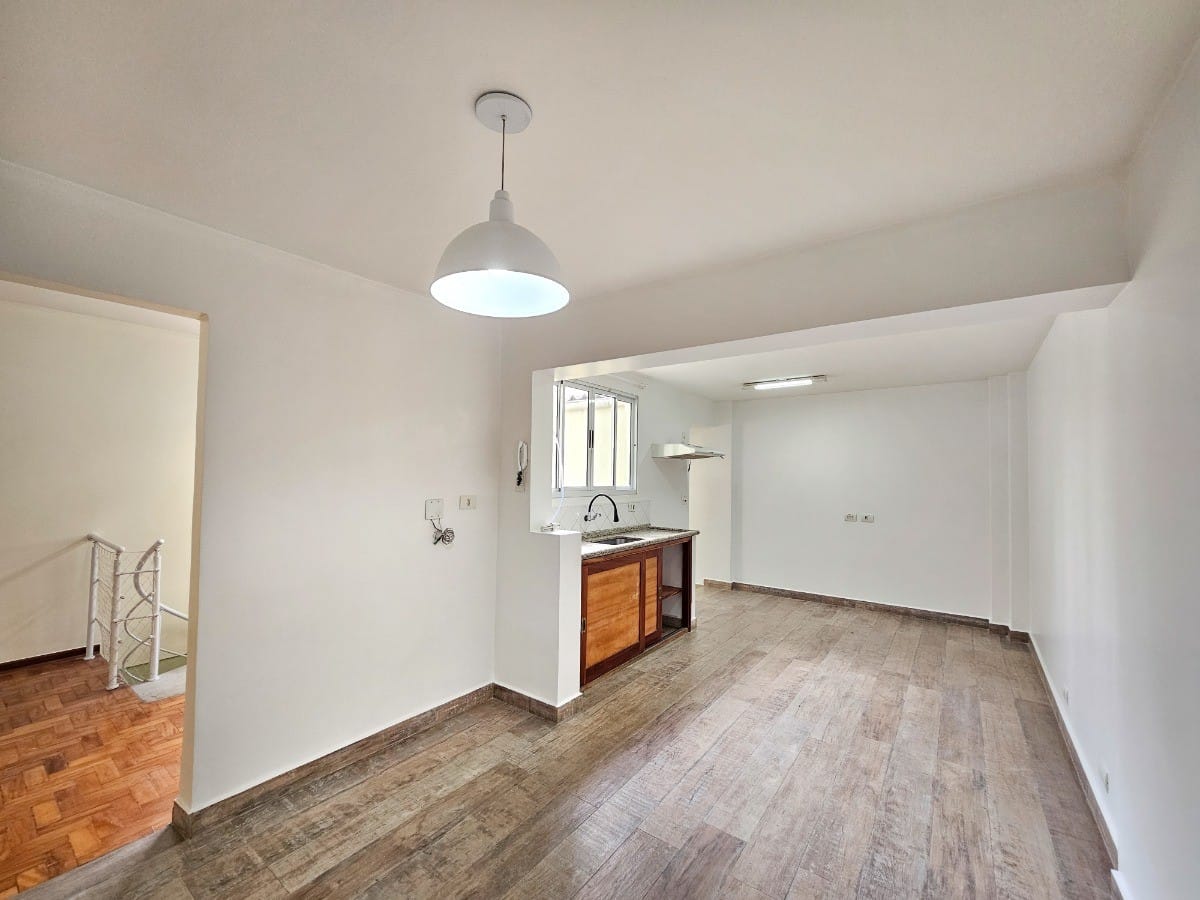 Casa, 3 quartos, 240 m² - Foto 1