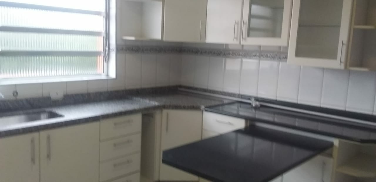 Casa, 3 quartos, 180 m² - Foto 3