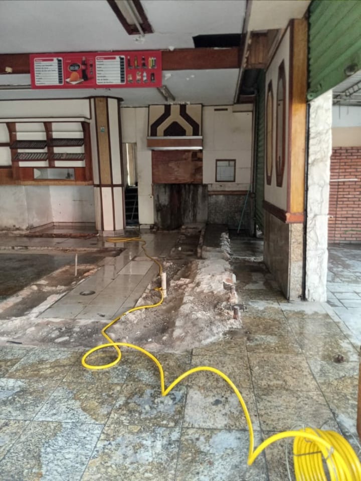 Loja-Salão, 180 m² - Foto 1