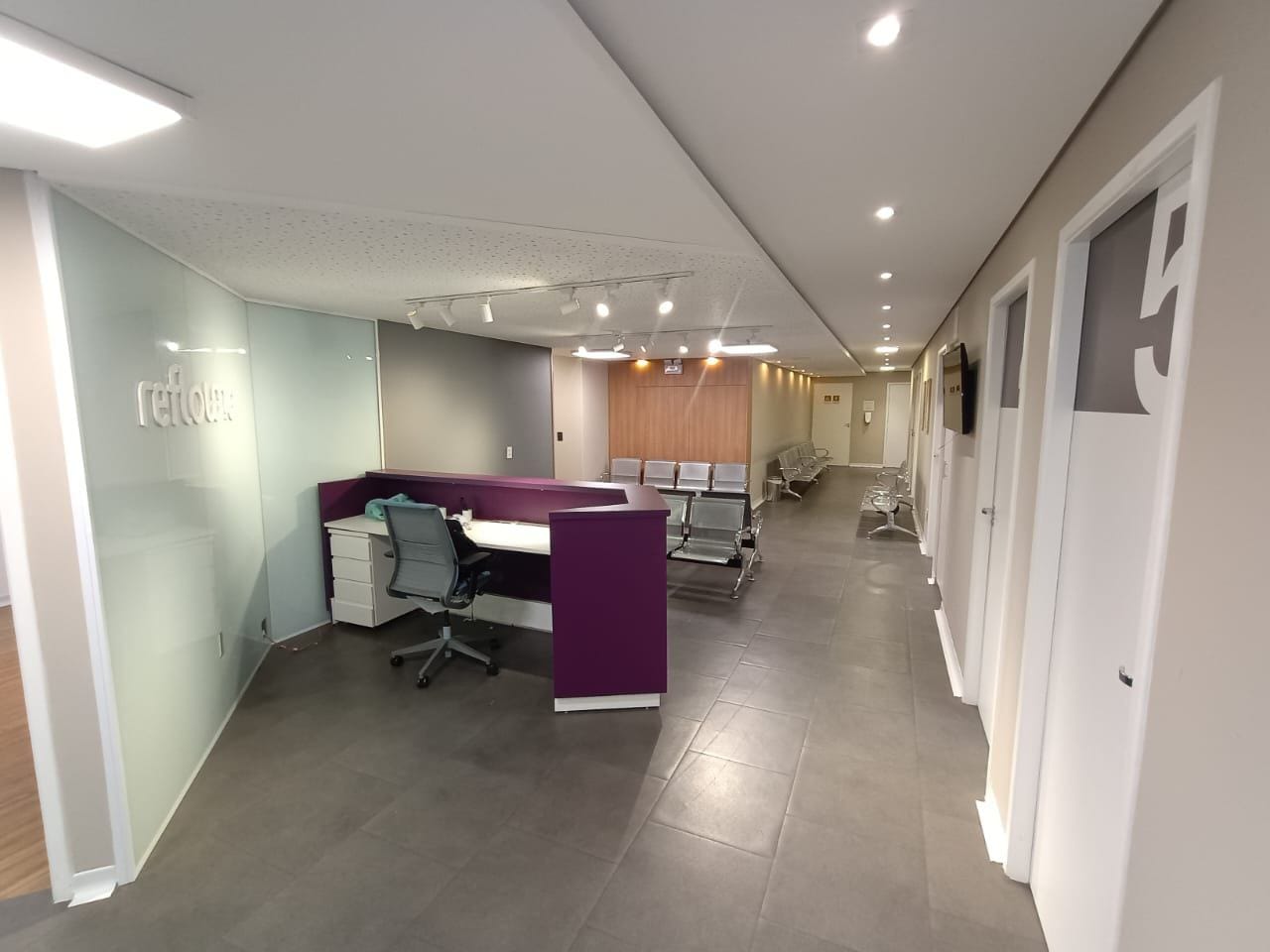 Sala-Conjunto, 360 m² - Foto 1