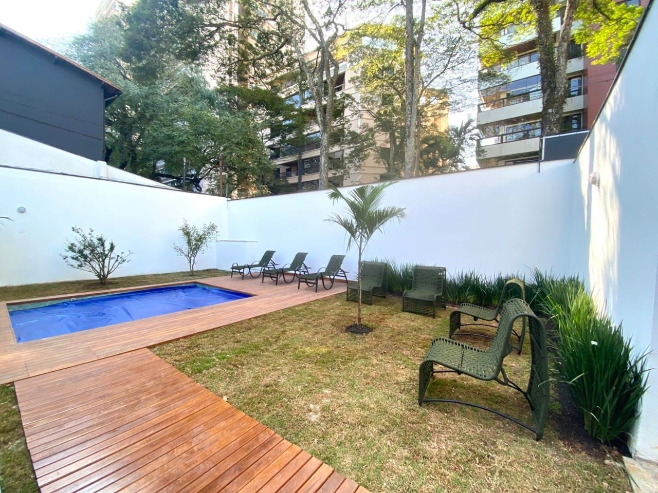 Casa, 4 quartos, 203 m² - Foto 1