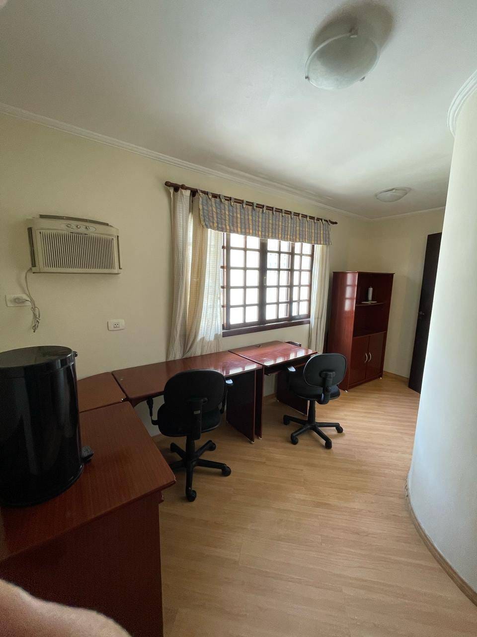 Casa à venda com 3 quartos, 210m² - Foto 11