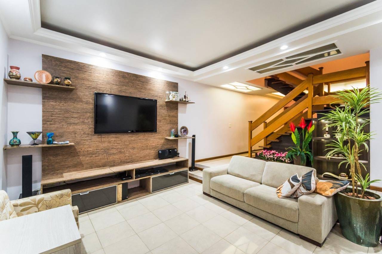 Casa, 4 quartos, 280 m² - Foto 3