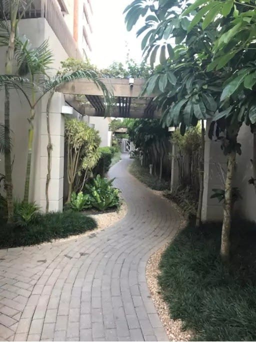 Apartamento à venda com 3 quartos, 135m² - Foto 1