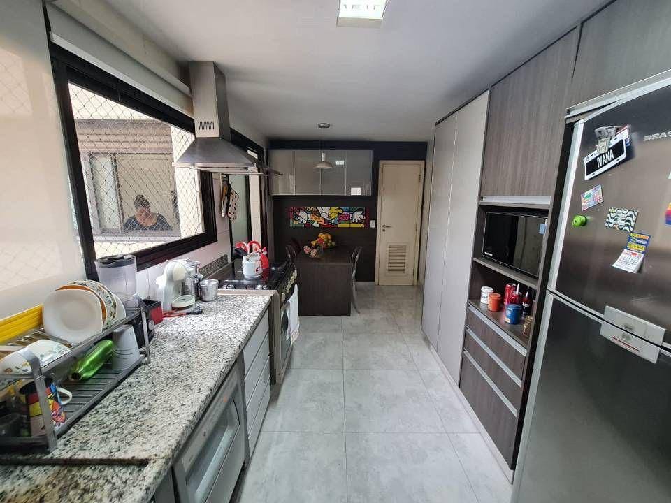 Apartamento, 3 quartos, 178 m² - Foto 2