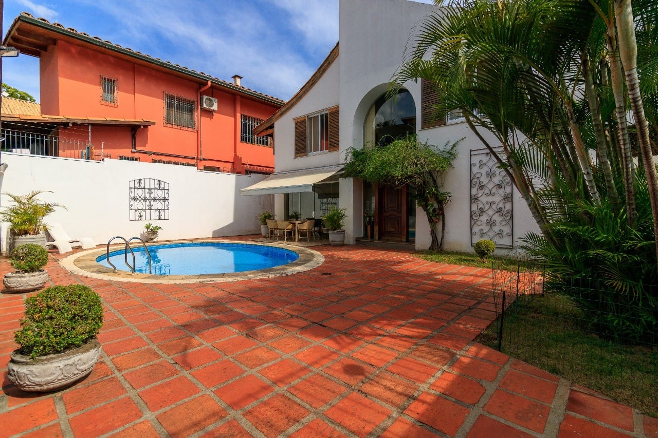 Casa, 4 quartos, 240 m² - Foto 30