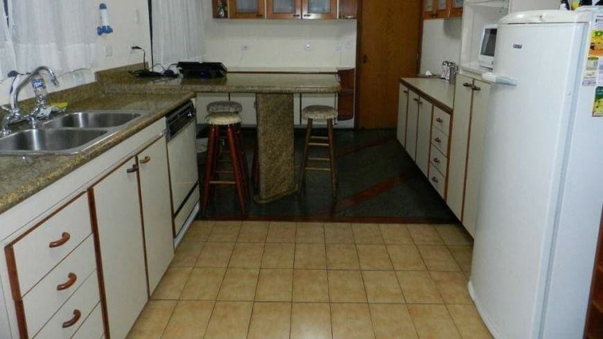 Casa, 5 quartos, 240 m² - Foto 14