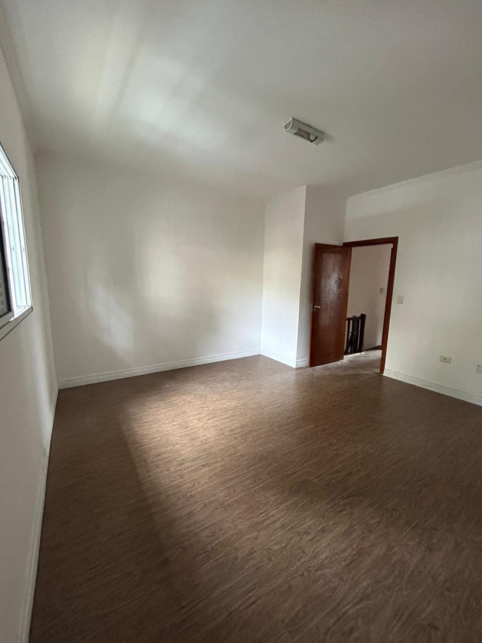 Casa, 3 quartos, 210 m² - Foto 1