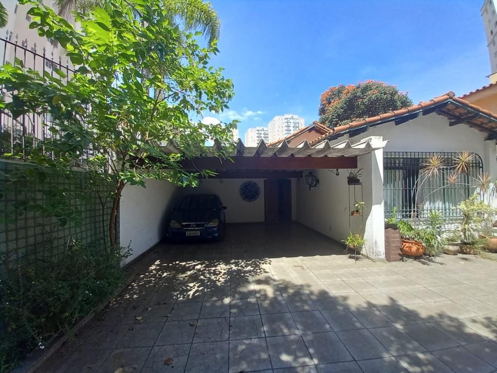 Casa para alugar com 4 quartos, 270m² - Foto 17