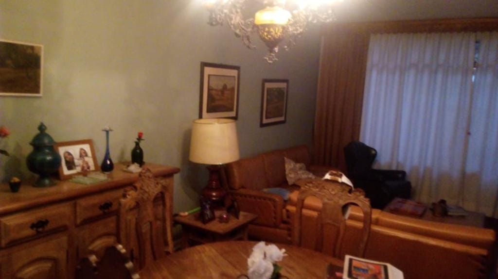 Casa para alugar com 4 quartos, 270m² - Foto 10