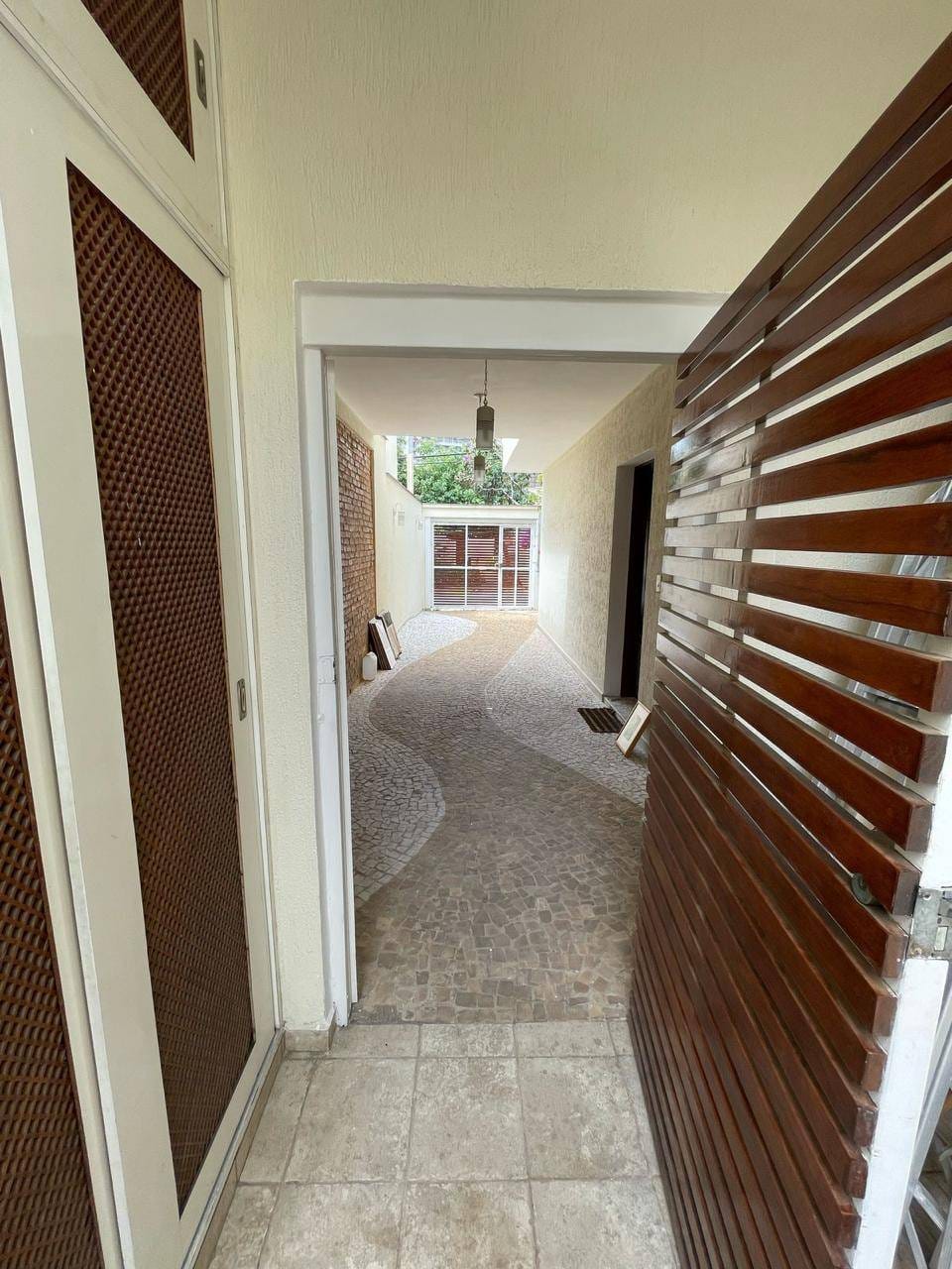 Casa à venda com 3 quartos, 210m² - Foto 7