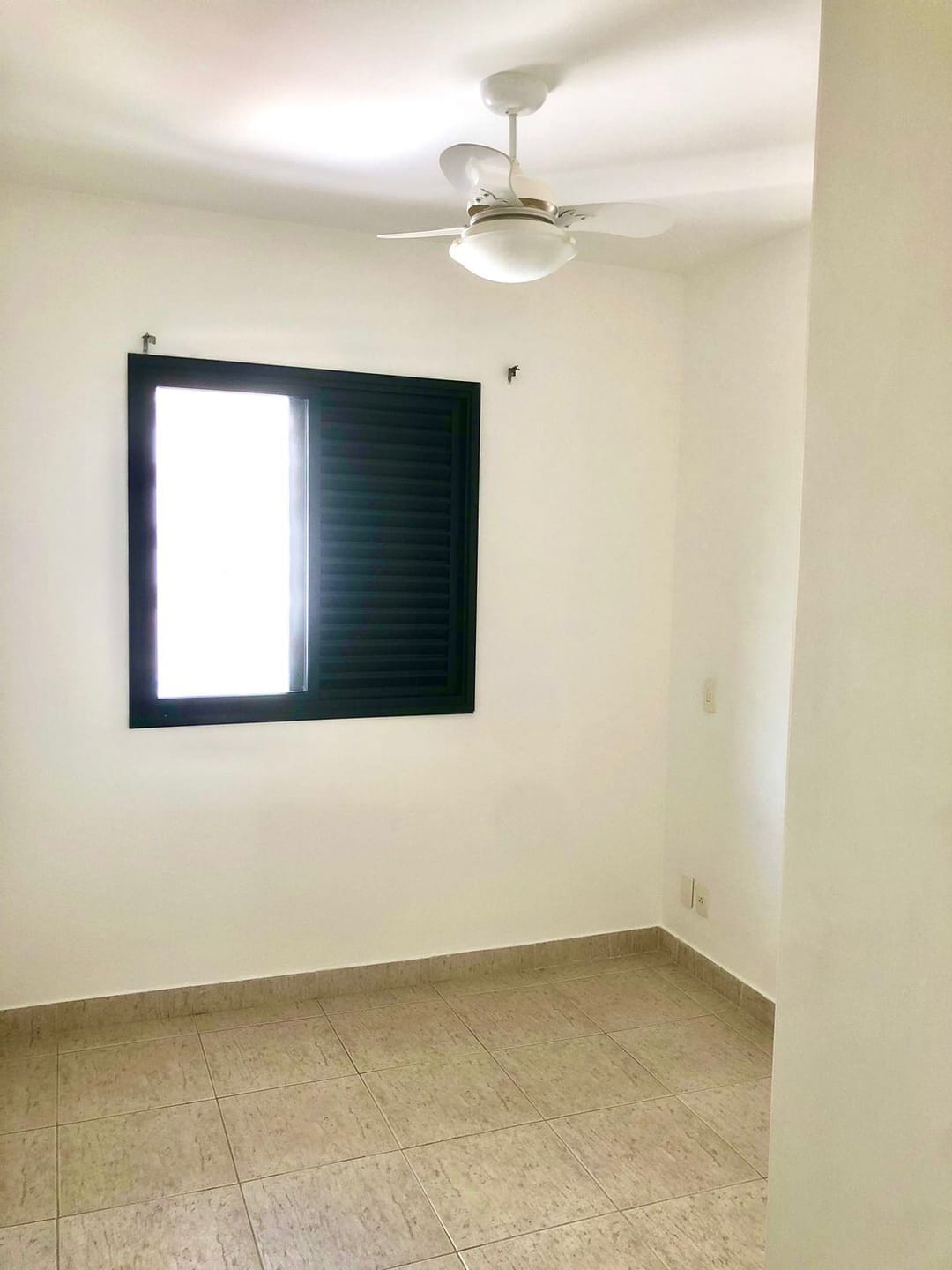 Apartamento para alugar com 1 quarto, 37m² - Foto 18