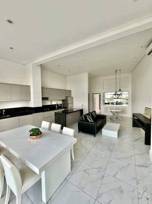Apartamento para alugar com 1 quarto, 85m² - Foto 80