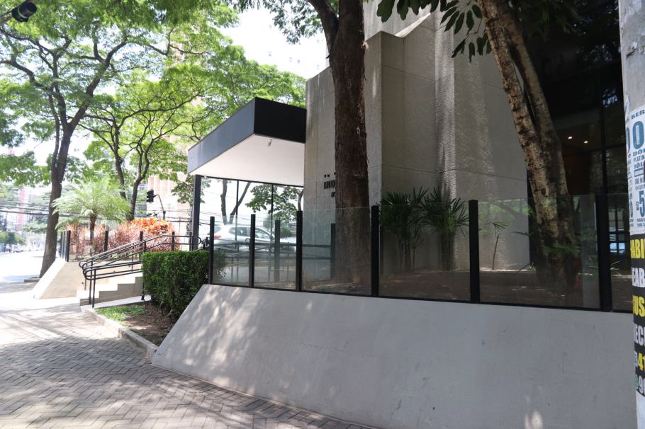 Sala-Conjunto, 328 m² - Foto 1