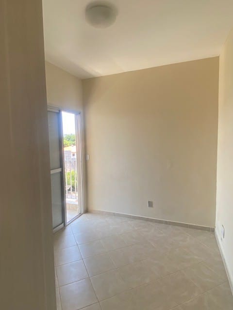 Apartamento para alugar com 2 quartos, 57m² - Foto 17