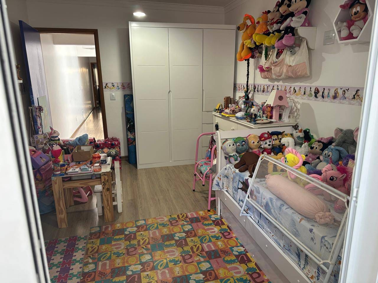 Casa, 3 quartos, 136 m² - Foto 1