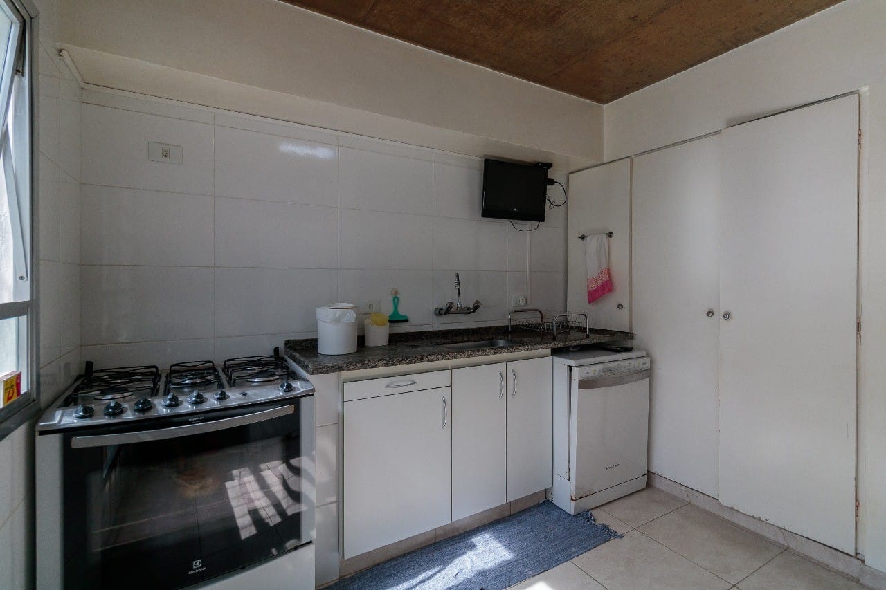 Casa, 4 quartos, 240 m² - Foto 31