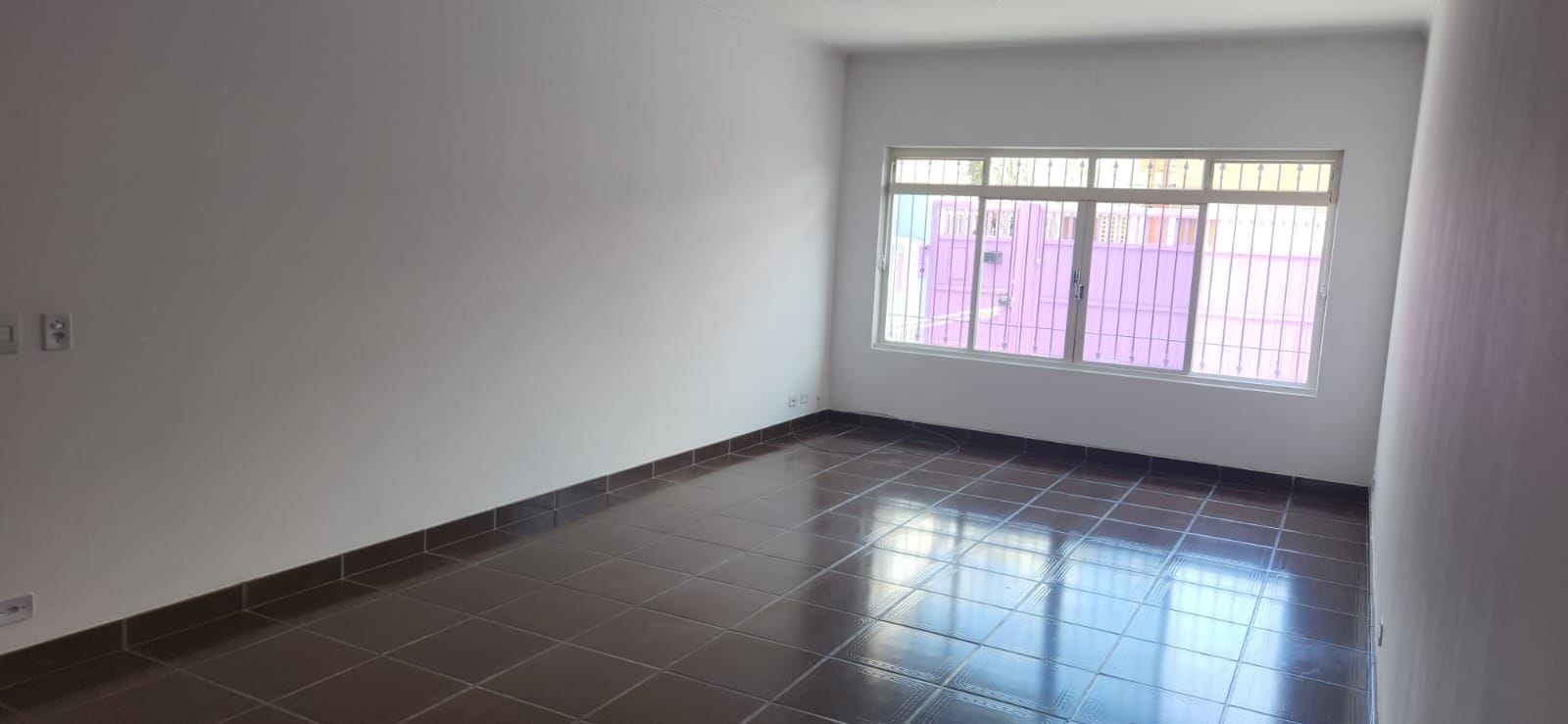 Casa, 3 quartos, 250 m² - Foto 1