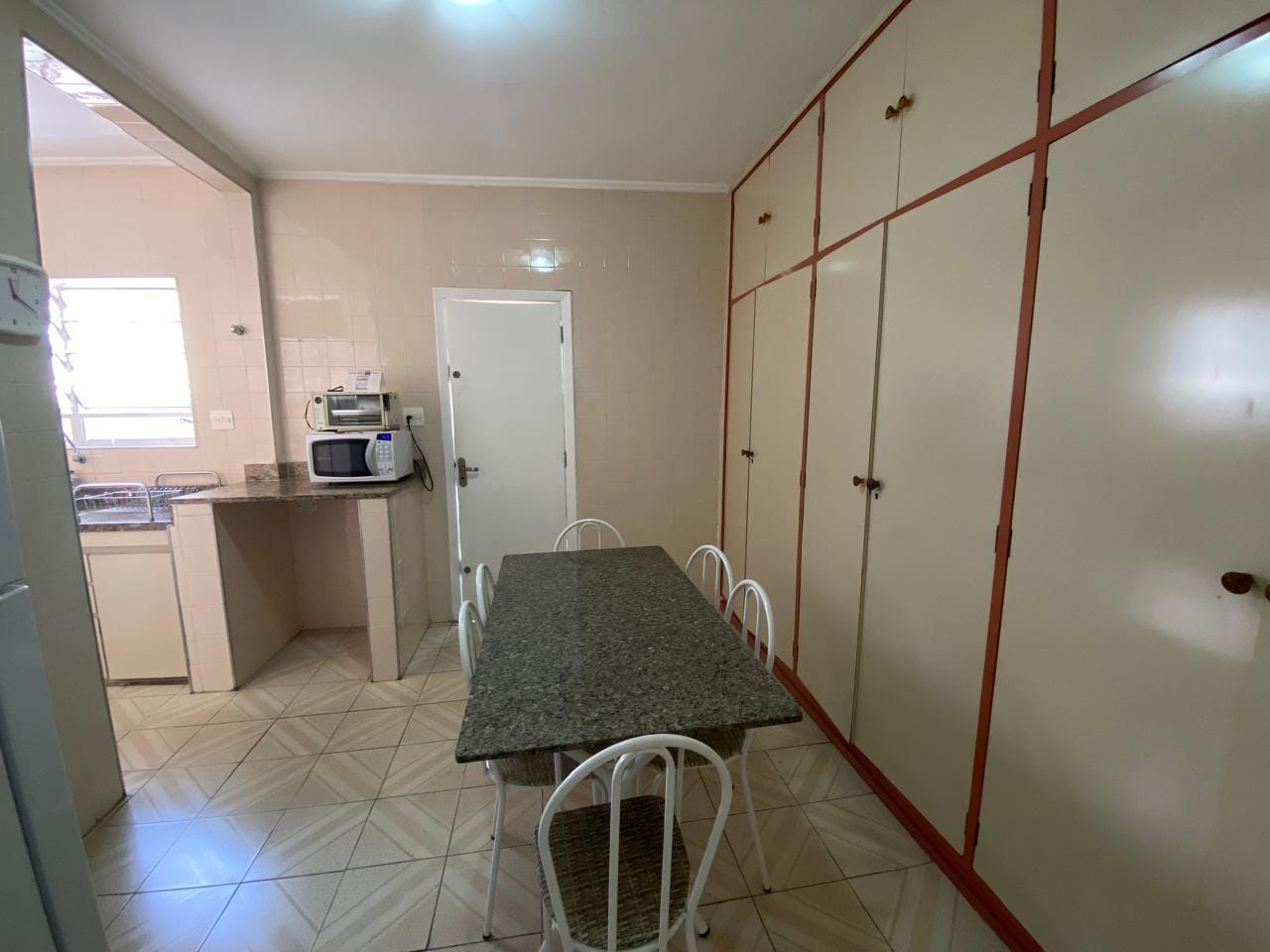 Casa, 3 quartos, 241 m² - Foto 4