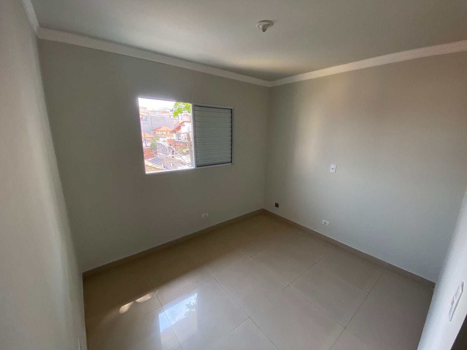 Casa para alugar com 2 quartos, 1120m² - Foto 11