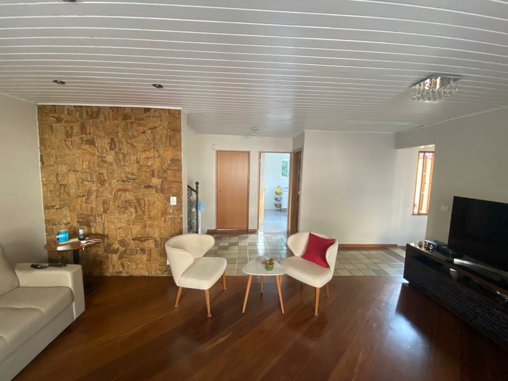 Casa, 3 quartos, 245 m² - Foto 14