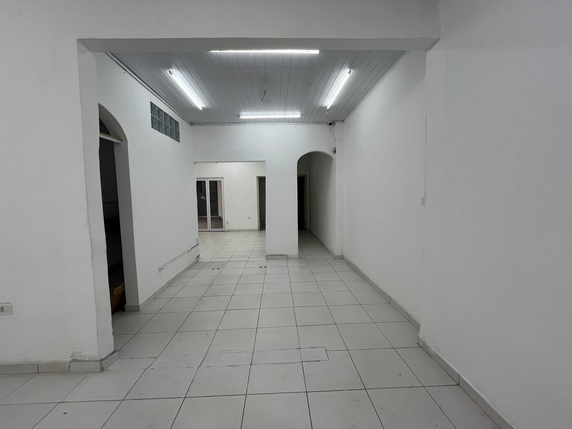 Casa, 1 quarto, 106 m² - Foto 2