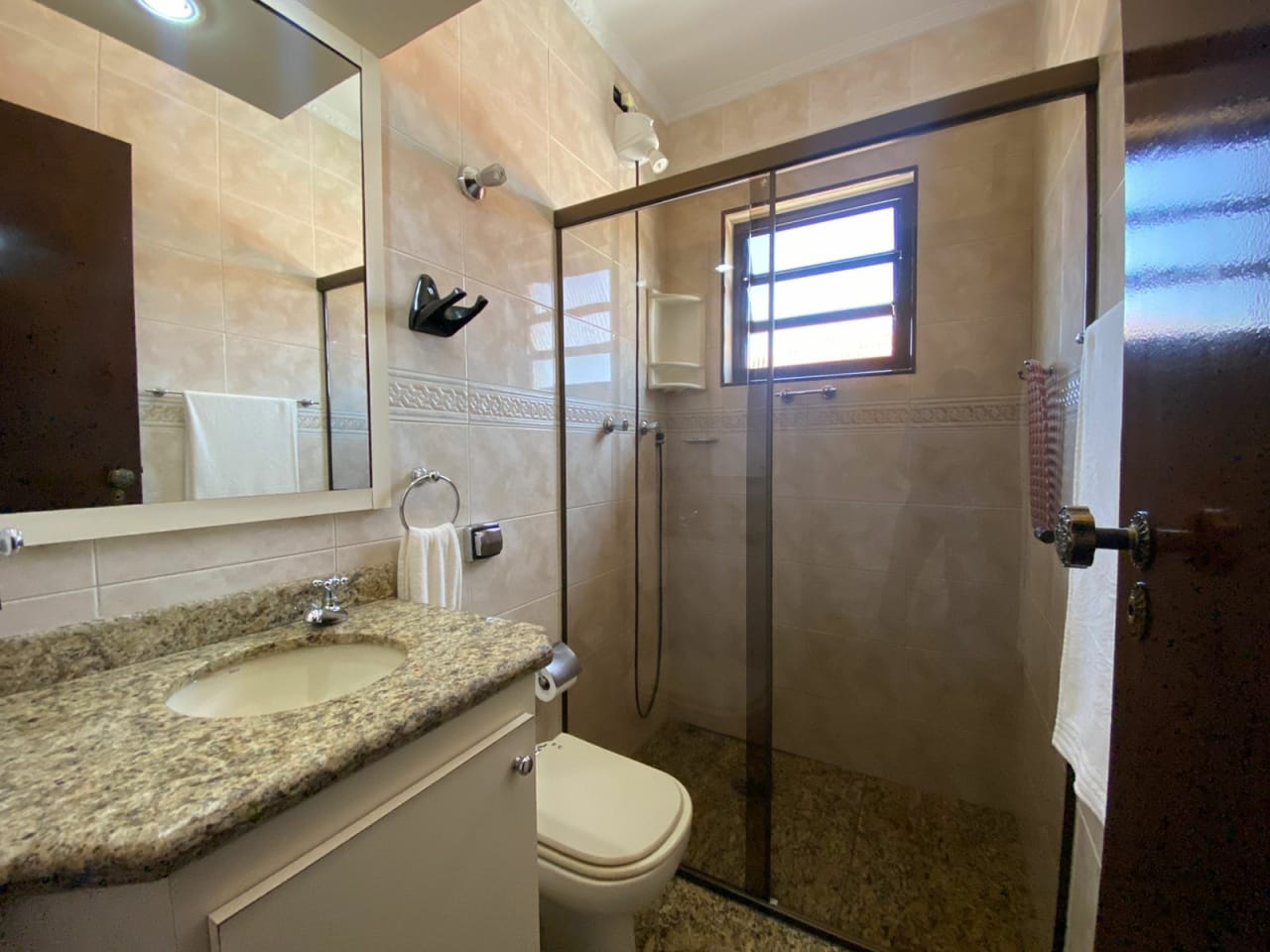 Casa, 3 quartos, 216 m² - Foto 24