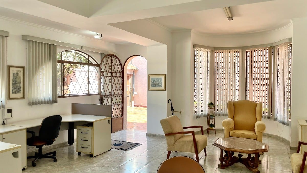 Casa, 3 quartos, 265 m² - Foto 2