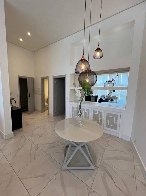 Apartamento para alugar com 1 quarto, 85m² - Foto 1