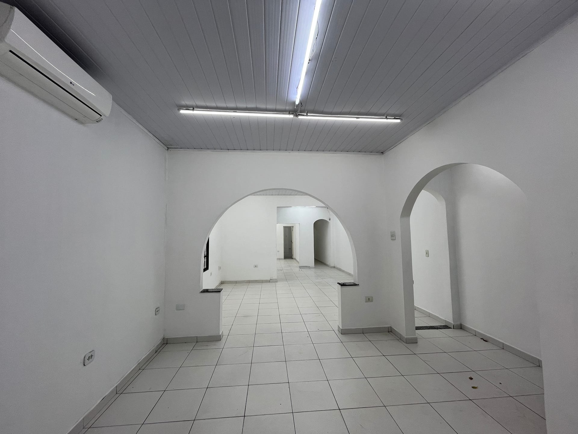 Casa, 1 quarto, 106 m² - Foto 4